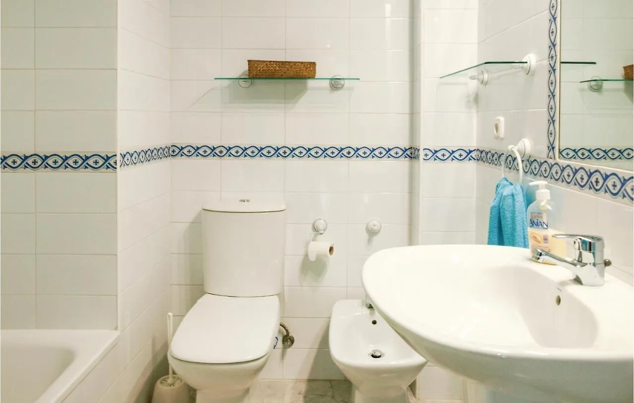 Lovely Apartment In Marbella With Wifi